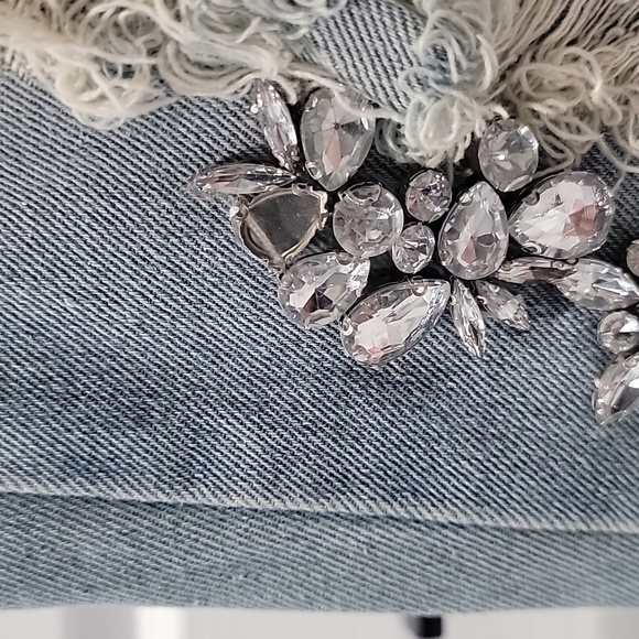 Lea & Viola Embellished Boyfriend Jeans - Picture 7 of 8